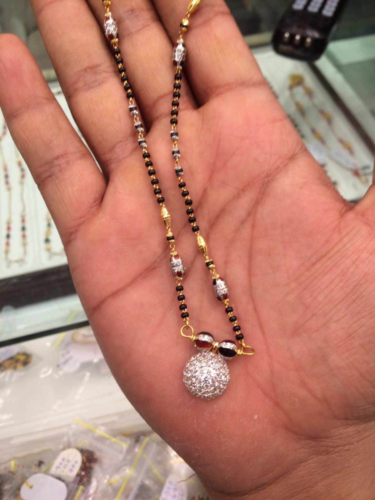 40 Trendy short mangalsutra designs Mini Mangalsutras for daily